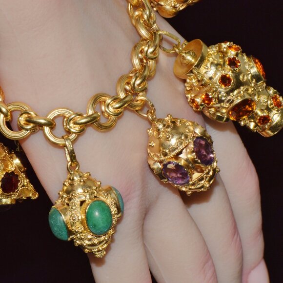 Estate Italian Etruscan Solid 18K Gold Citrine Turquoise Charm Fob Bracelet - Picture 8 of 14